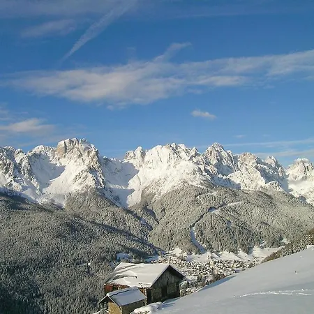 Apt.dolomiti 2 Apartment